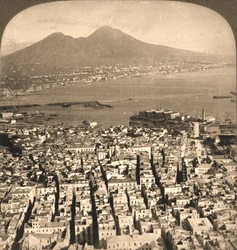Nápoles, La Bahía y el Vesubio, Italia, 1897