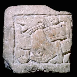 Lápida vikinga tallada en estilo Jellinge de York