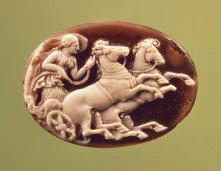 Camafeo de Nike en un carro