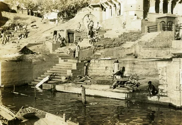 Cremación en el Ganges