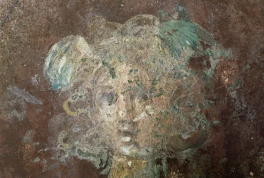 Cabeza de Medusa, (detalle) de fresco que representa a Perseo, de la antigua ciudad de Stabiae, Castellammare di Stabia, Campania, Italia, civilización romana