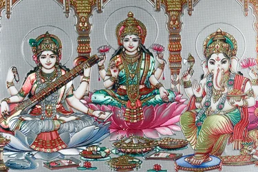 Lakshmi, la esposa de Vishnu, es la diosa de la prosperidad, la buena fortuna y la belleza. Ganesh.