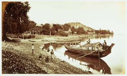 Sagain desde la orilla del río, c. 1876
